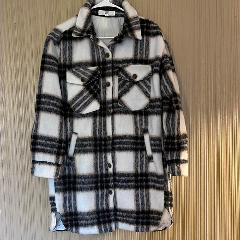 Thick Plaid Button-Up Women's Coat size small
